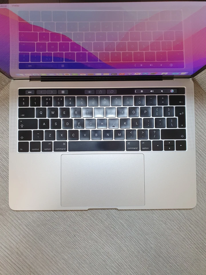 Apple MacBook Pro 13" 2016 · i7 · 8GB · 500GB, photo 2 of 5