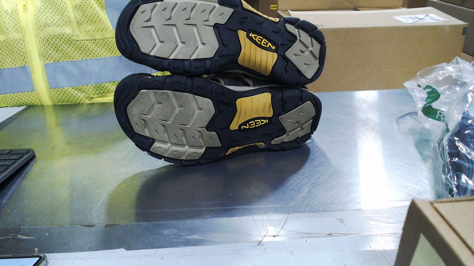 LikeNew_Sandali uomo Keen Newport H2 punta chiusa acqua _corvo alluminio_9