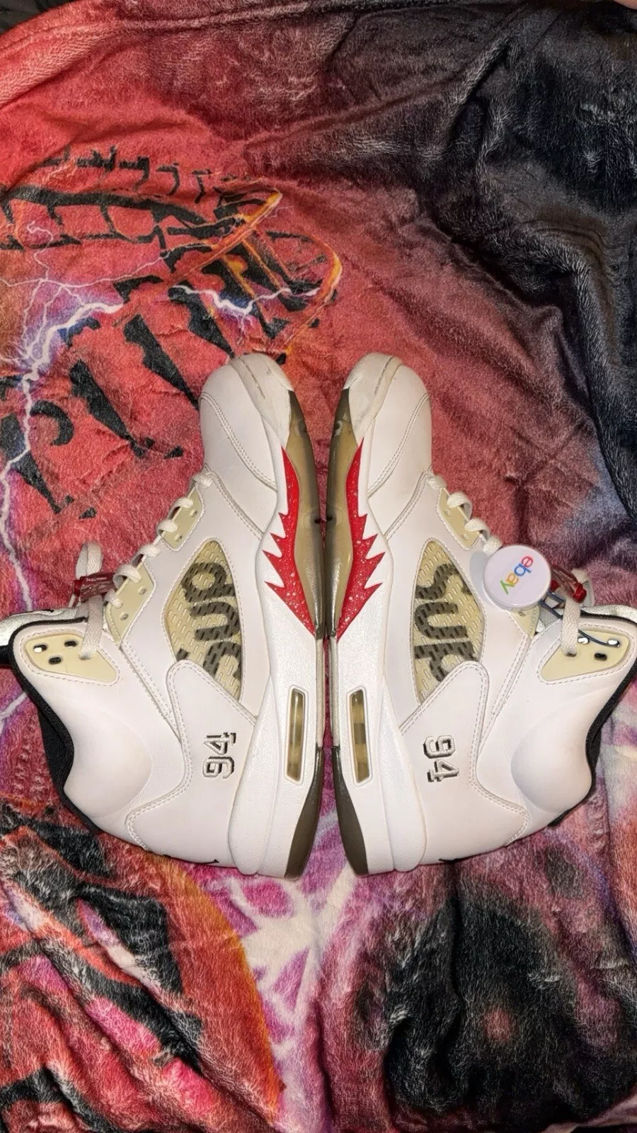 Taille 11,5   Supreme x Air Jordan 5 Retro Blanc