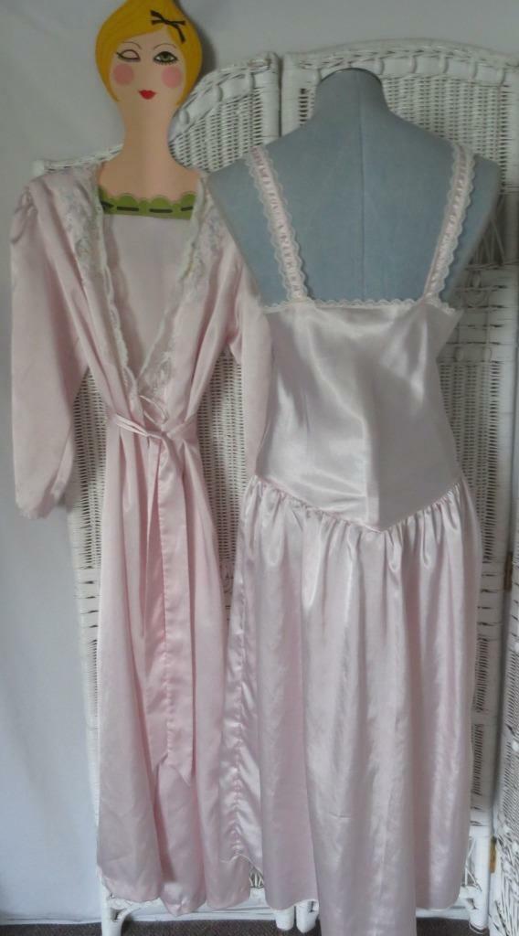 Pink Vandemere Peignoir Nightgown & Robe Set, Siz… - image 5