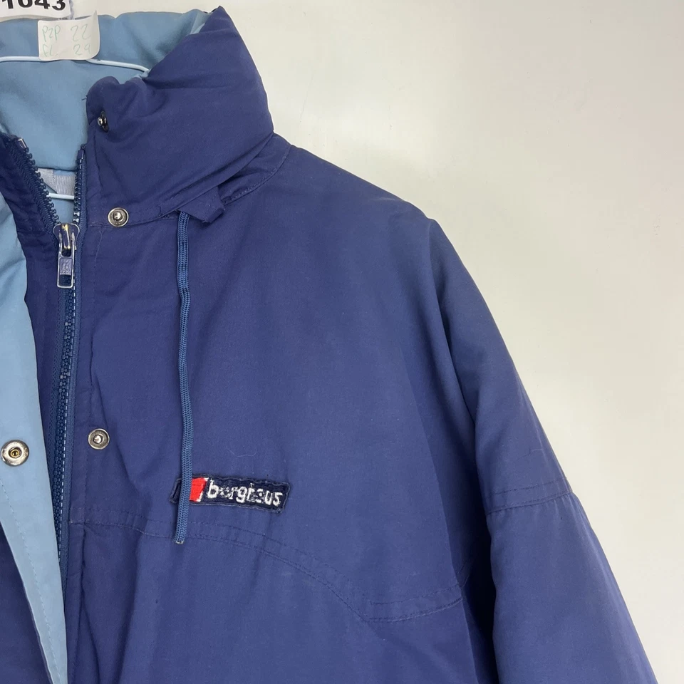 Berghaus Vintage Navy Blue Airfoil Jacket Men’s Size Pit To Pit 22 - Image 3 of 4