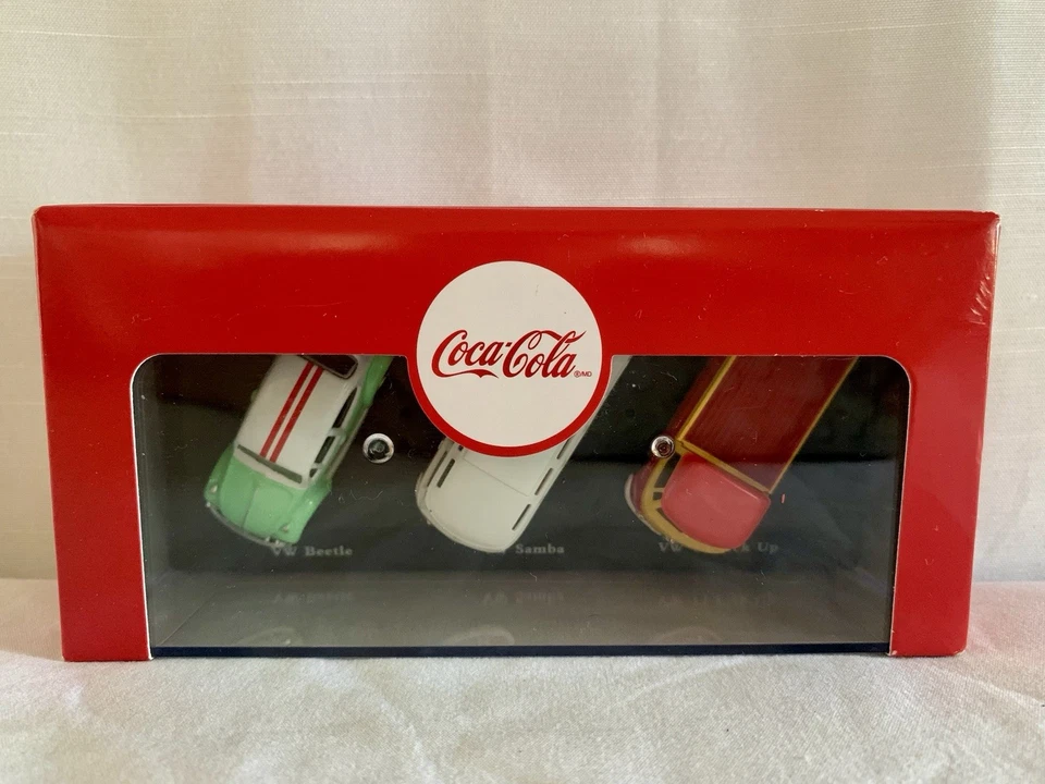 Motorcity Classics Volkswagen Coca Cola 3 Piece Gift Set 1 72 Diecast Car F10 - Image 2 of 4