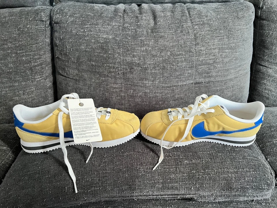 Nike Cortez Jaune et Bleu Neuves jamais portées taille 41 - Photo 3/4