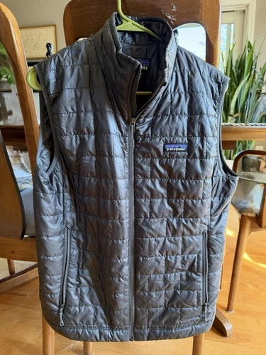 Patagonia Men's Nano Puff Vest Size Small video thumbnail