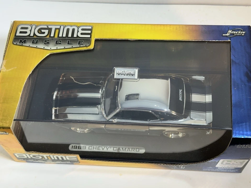 JADA 1967 SHELBY GT500 1:24 CHROME LIMITED 4359 / 7500 IN HARD ACRYLIC BOX #67 - Image 3 of 4