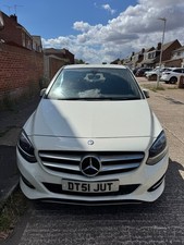 Mercedes Benz B180d 1.5 Diesel-white