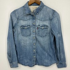 Levi's Long Sleeve Pearl Snap Women's Size S Blue Light Wash Western Cotton