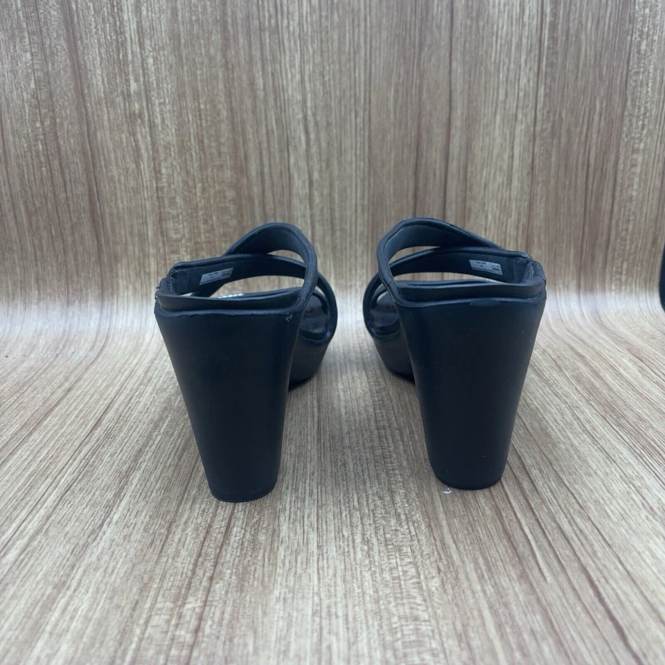 Босоножки Crocs Cyprus черные с ремешками на каблуке на платформе резиновые туфли женские размер 10 - Изображение 3 из 4