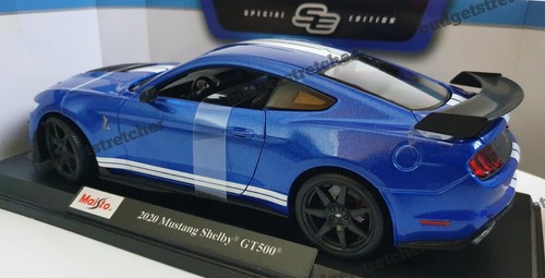 MAISTO 1:18 Scale - 2015 Diecast Model Car - Ford Mustang Shelby GT500 - Blue - Picture 2 of 10
