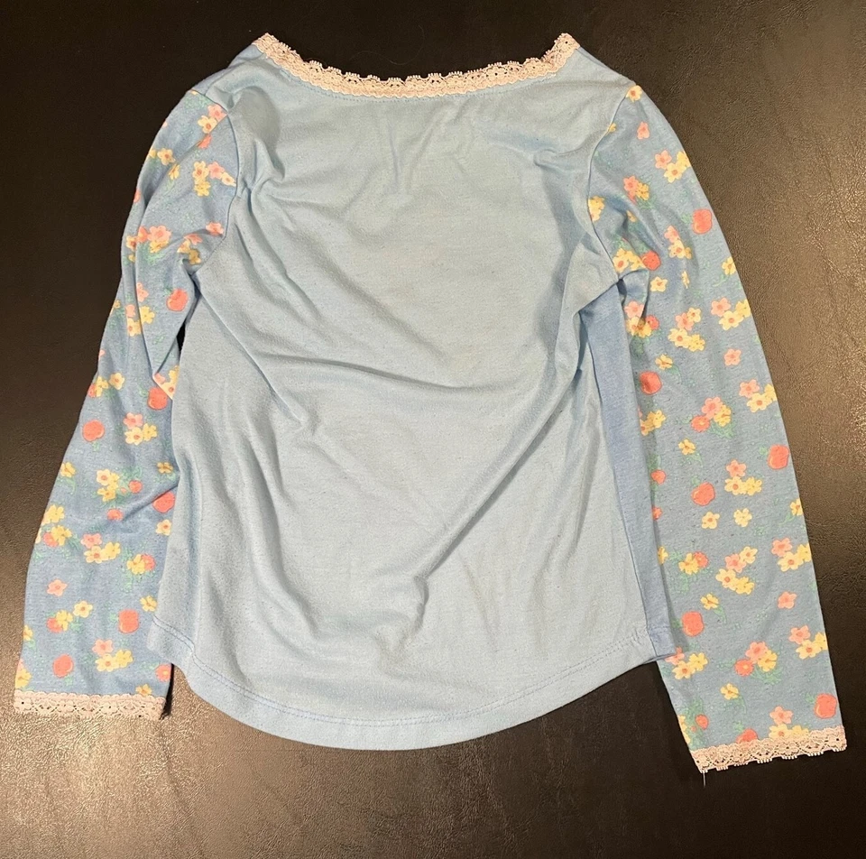 JUEGO DE 2 PIEZAS PIJAMA PRINCESA BLANCO NIEVE DISNEY STORE NIÑAS TALLA 5/6 Foto 3 de 4