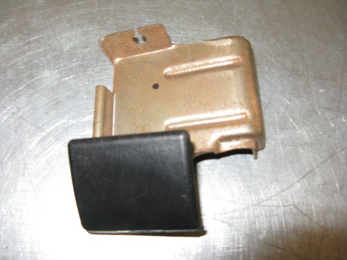 Haubenöffner Entriegelung Motorhaube   Nissan Primera P12  65621AU800