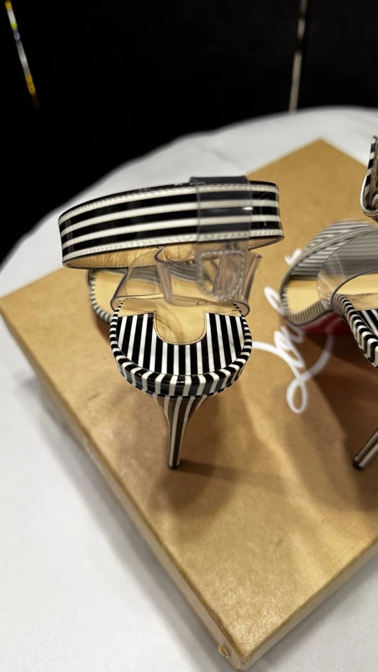 Christian Louboutin Jonatina 100 Negro Blanco Rayas Patente Sandalia Tacón Bomba 38 Foto 3 de 4