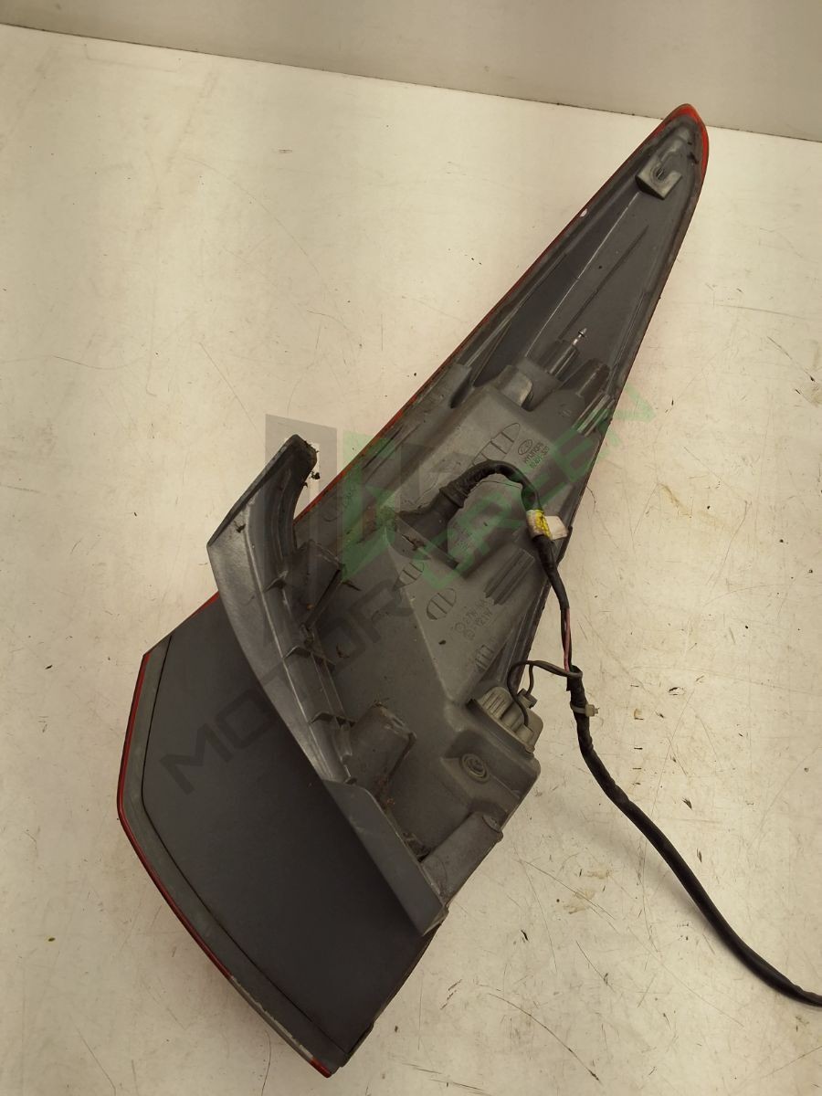 Picture 4 of 11