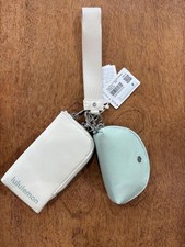 Lululemon dual pouch wristlet wallet Light ivory/Pelican
