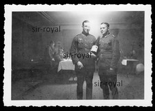 Soldatini Wehrmacht con bottiglia Magnum vino preda in Francia - WW2 foto 9x6cm
