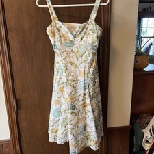 Womens Size 0 White Flowery Ann Taylor Sundress