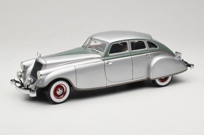18136 Pierce-Arrow Silver Arrow Signature Models 1:18