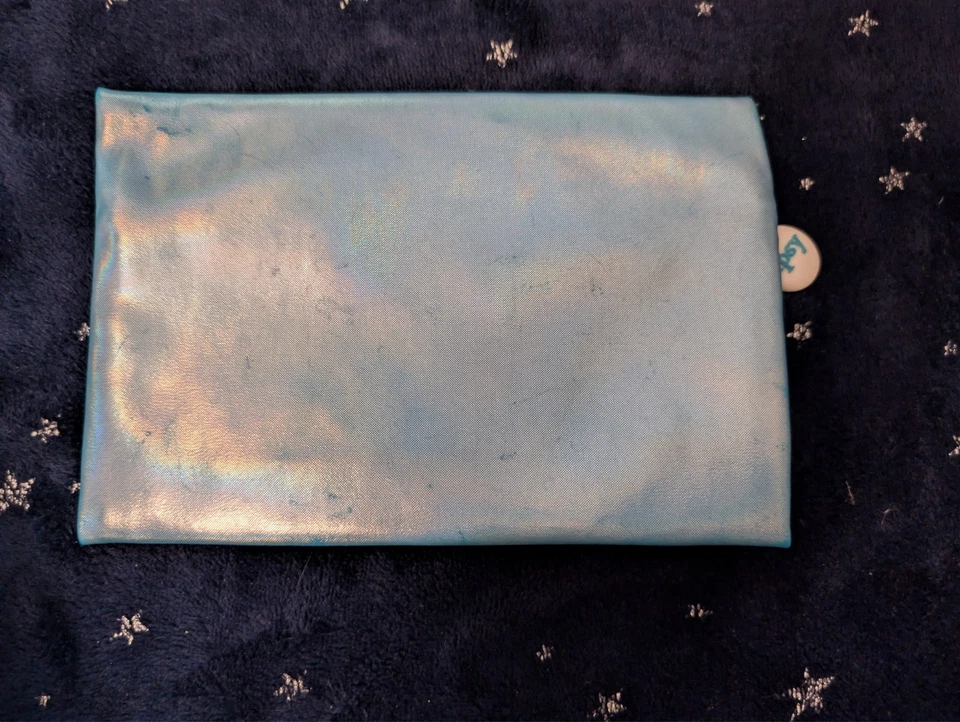 IPSY Glam July 2018 Shiny Blue Iridescent Pink Travel School Gym Makeup Bag - Image 2 of 3