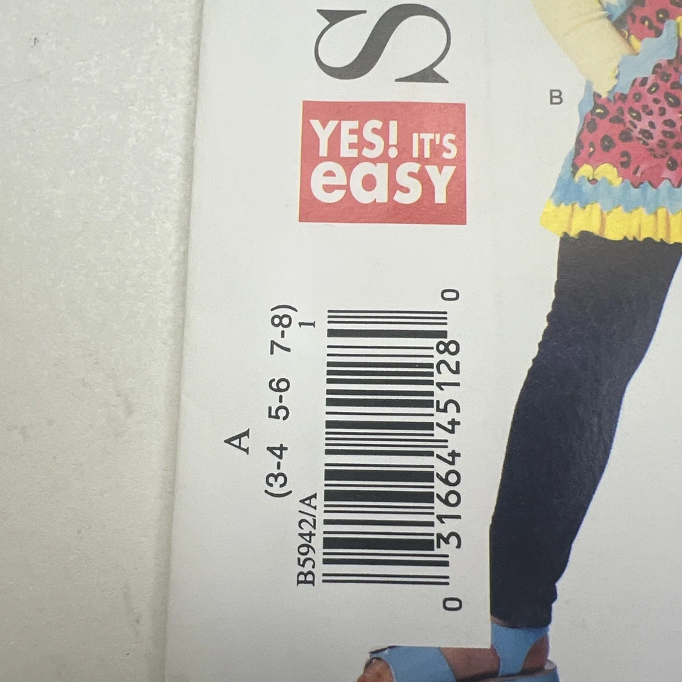 Butterick See and Sew Sewing Pattern 5942 Aprons - Image 4 of 4