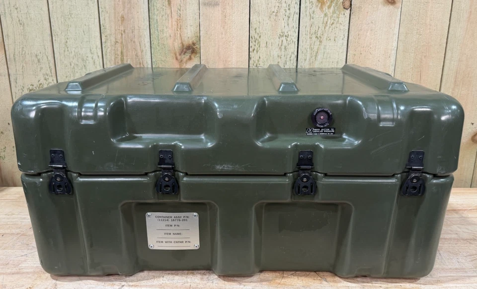Pelican Hardigg Footlocker Green Case 31x21x15 Military Medic Waterproof - Image 2 of 4