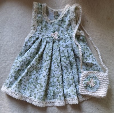 Dream dress for about 32 - 36 cm bear or doll -- HANDARBEIT + bag