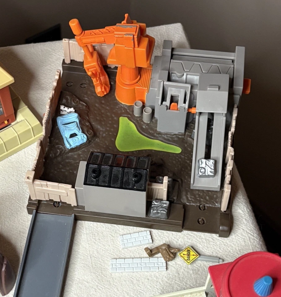 Lote de juego de micro máquinas de colección vendido como está algunas pueden no estar completas Foto 4 de 4