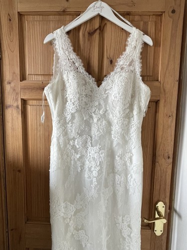 Pronovias Kaur Size 16 Ivory Lace Wedding Dress - Unaltered & Unworn - Picture 5 of 15