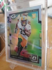 2017 OPTIC AARON JONES ROOKIE BASE SILVER PRIZM #135  #1 IN YARDS 2020 PACKERS