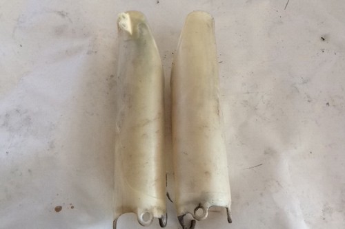 2005 Honda CRF450 CRF 450 Fork Guards Plastic - Foto 1 di 3