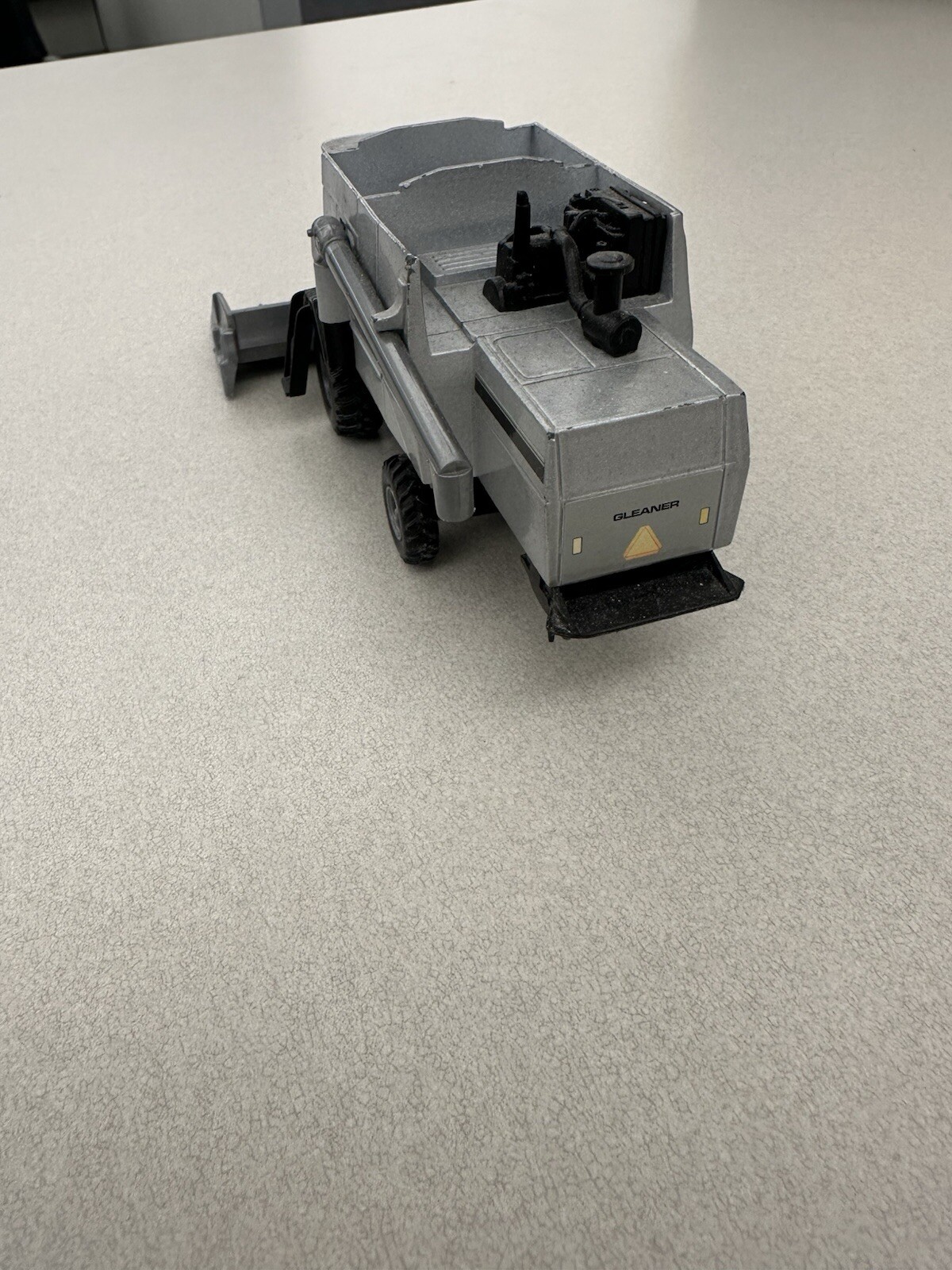 Picture 4 of 5