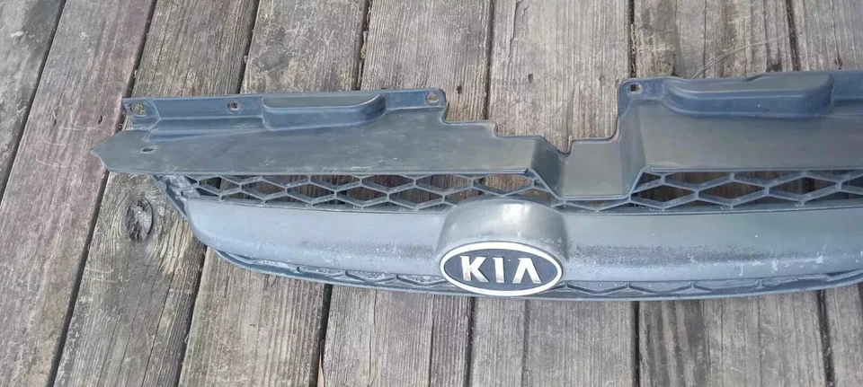 2003 - 2005 Kia Rio grade grade grade emblema radiador com logotipo emblema centro frontal fabricante de equipamento original - Imagem 3 de 4