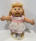 2004 Play Along Cabbage Patch Kids Girl Doll Blonde Hair Purple Eyes PA-6 Outfit