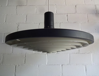70er Jahre DDR Hängelampe Designklassiker Modell P605 Originalzustand