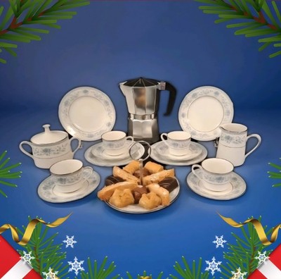 NORITAKE BLUE HILL Mokka/Espresso 4 Service Set, 16 Teile **NEUJAHRSLECKERBISSEN** 