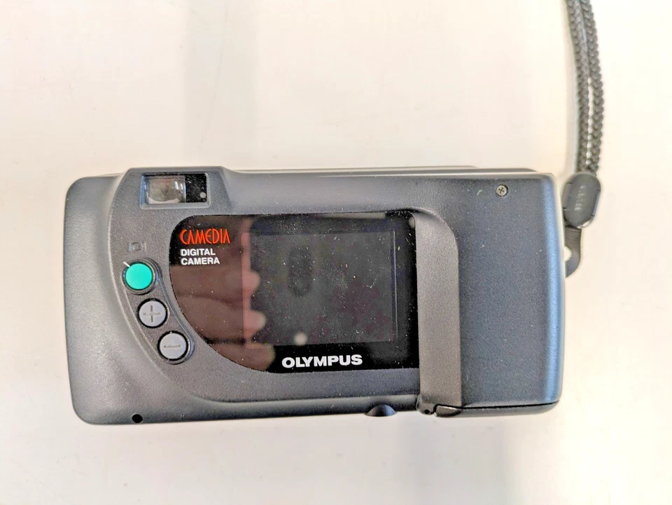 Boxed Olympus Camedia C-860L Digital Camera 1.3 MP excellent condition working - Image 3 of 4