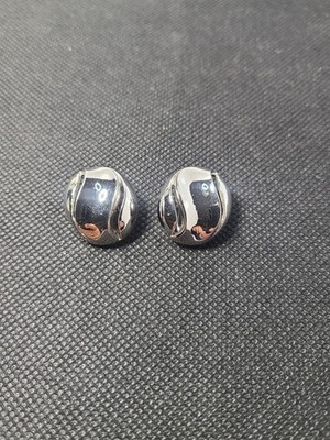Vintage Signed Trifari 1'' Shiny Pat. Pending Silver Tone  Clip Earrings