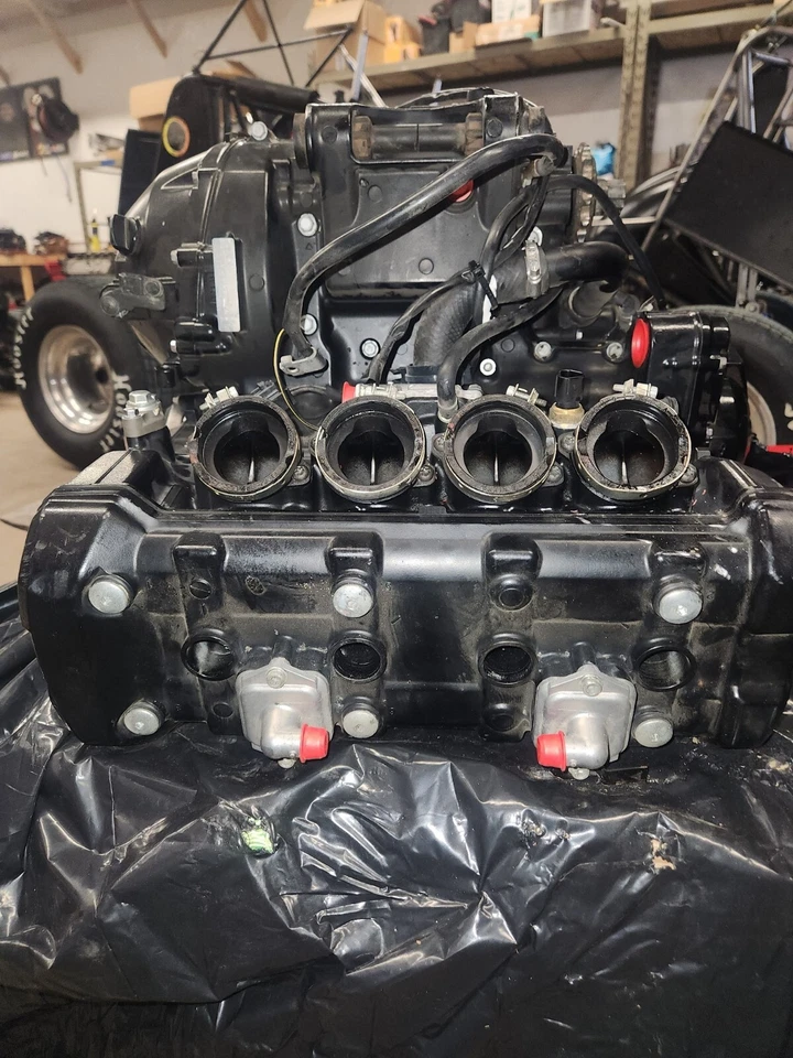 Kawasaki Z1000 2010 motor 14001-0600 Foto 2 de 4