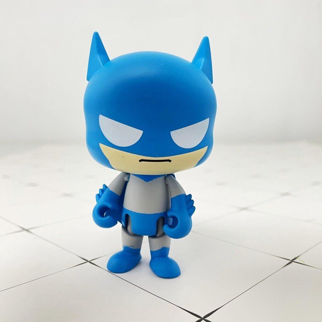 T-arts Batman Joker Harley Quinn Action Capsule Toy Mini Figure