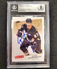 Scott Niedermayer signed 08-09 UD Victory #193 card autograph Ducks ~ BAS BGS