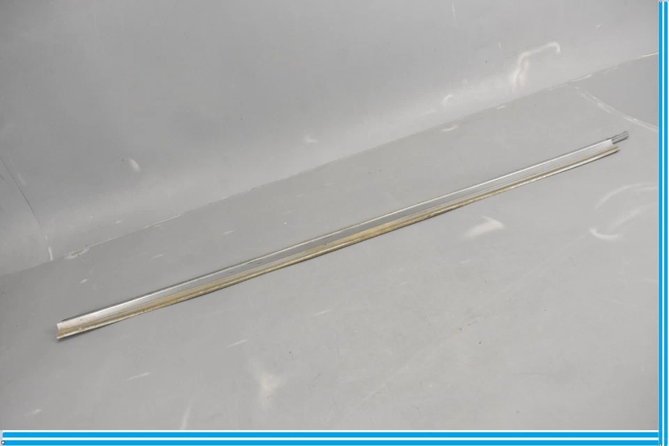 86-91 Jaguar XJS moldura de janela de porta externa traseira esquerda inferior fabricante de equipamento original - Imagem 2 de 4