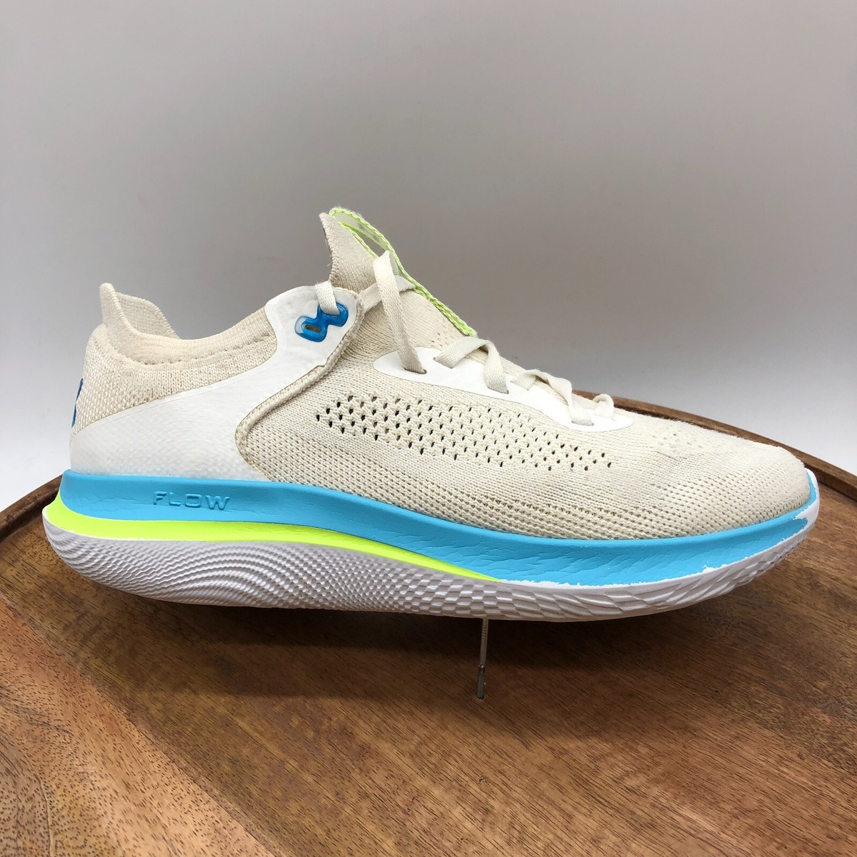 Under Armour Women's UA Flow Synchronicity Running Sneakers Size White  Blue