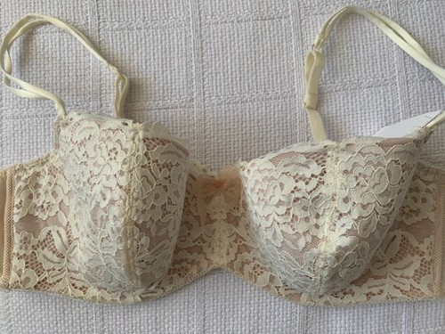 Women's beige b.tempt'd by Wacoal floral lace bra size 36DD - Picture 5 of 12
