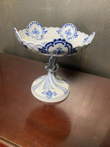 Antique Meissen "Blue Onion" Compote in Hand-Painted Porcelain, Early 20th C - Picture 1 of 10
