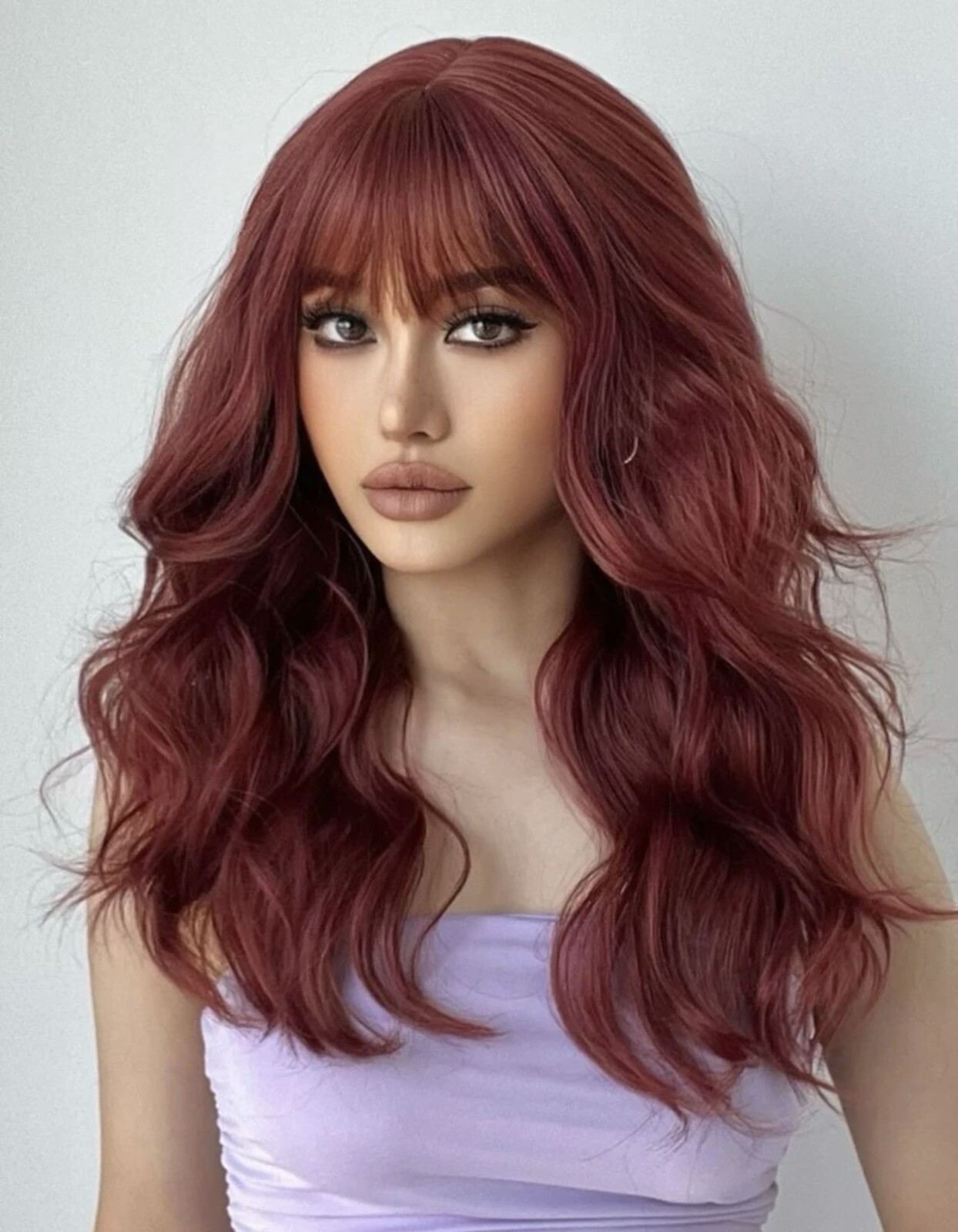 Perruque rouge ondulée synthétique pour changer de look sans abîmer vos cheveux