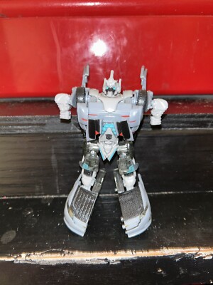Transformers: Dark of the Moon Jolt Deluxe Class, 5'' Figure, 2011 Incomplete