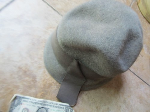 Rare ROARING 20'S Tall Wool Flapper Ladie's Hat, Wide Band, Bonnie & Clyde Type - Picture 4 of 10