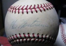 Wes Westrum signed Warren Giles Official National League Baseball