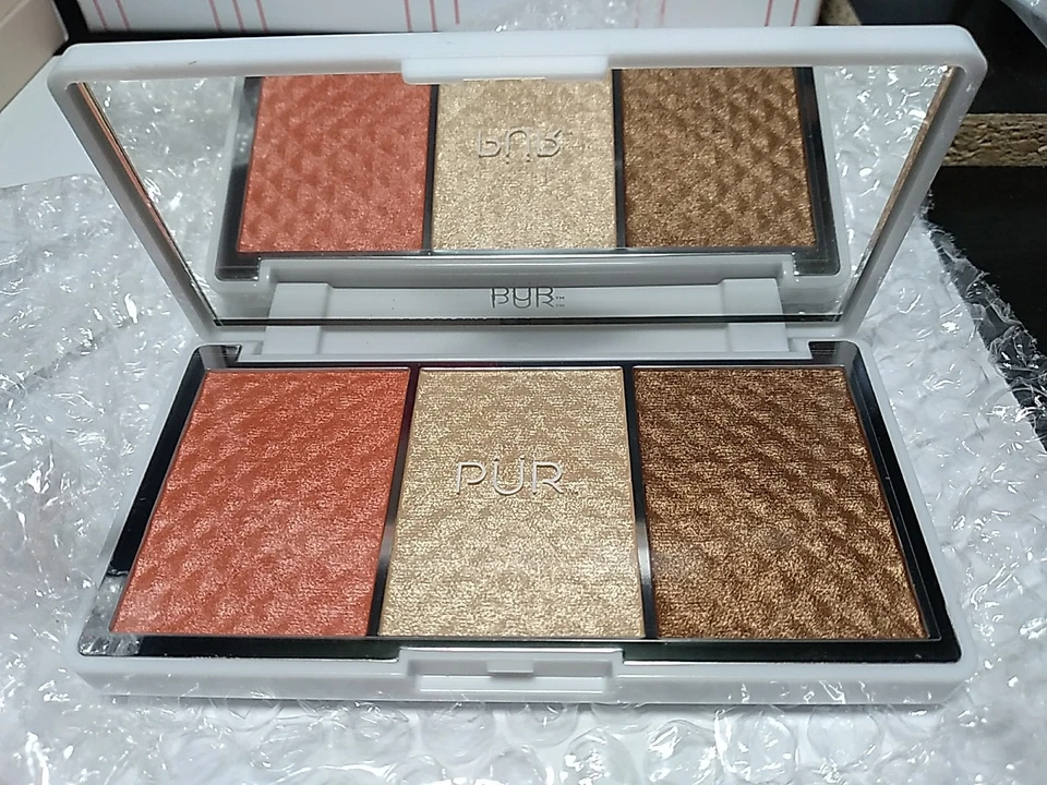 Paleta PUR Cosmetics Bronce & Brighten CHEEK Nueva Sin Caja Foto 4 de 4