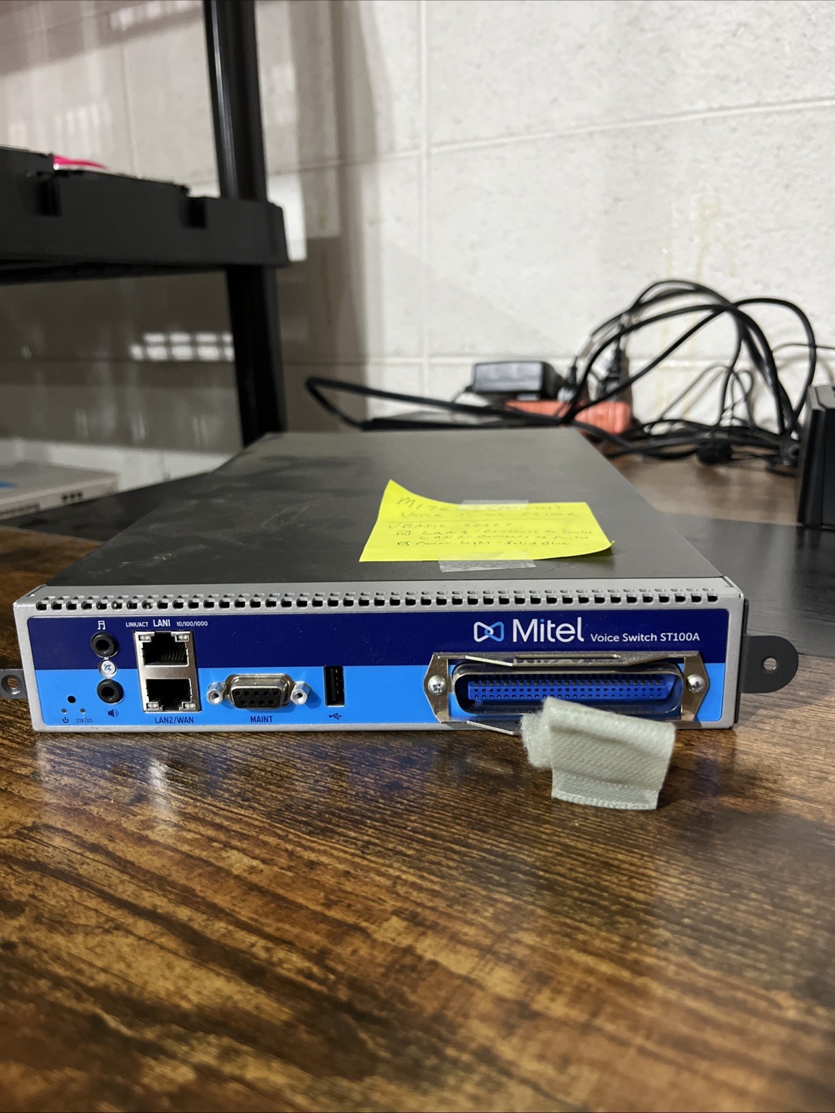 Mitel ST100A VoIP Gateway Voice Switch ST006 PN: 260-1312-10