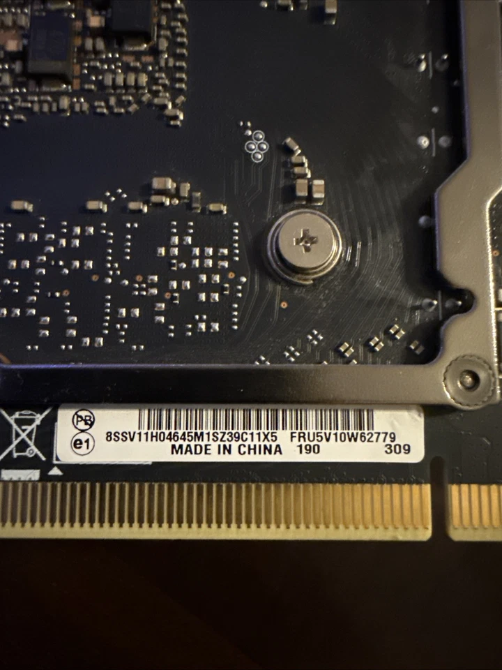 Tarjeta de gráficos GeForce RTX 3050 Foto 4 de 4